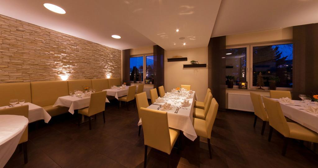 Hotel - Restaurant Sonneneck Dornstetten 외부 사진